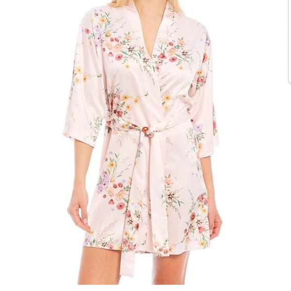 Flora Nikrooz Robe - Picture 1 of 5